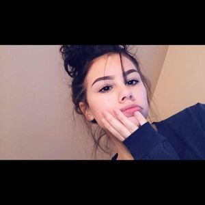 Meet your Posher, Jasmine